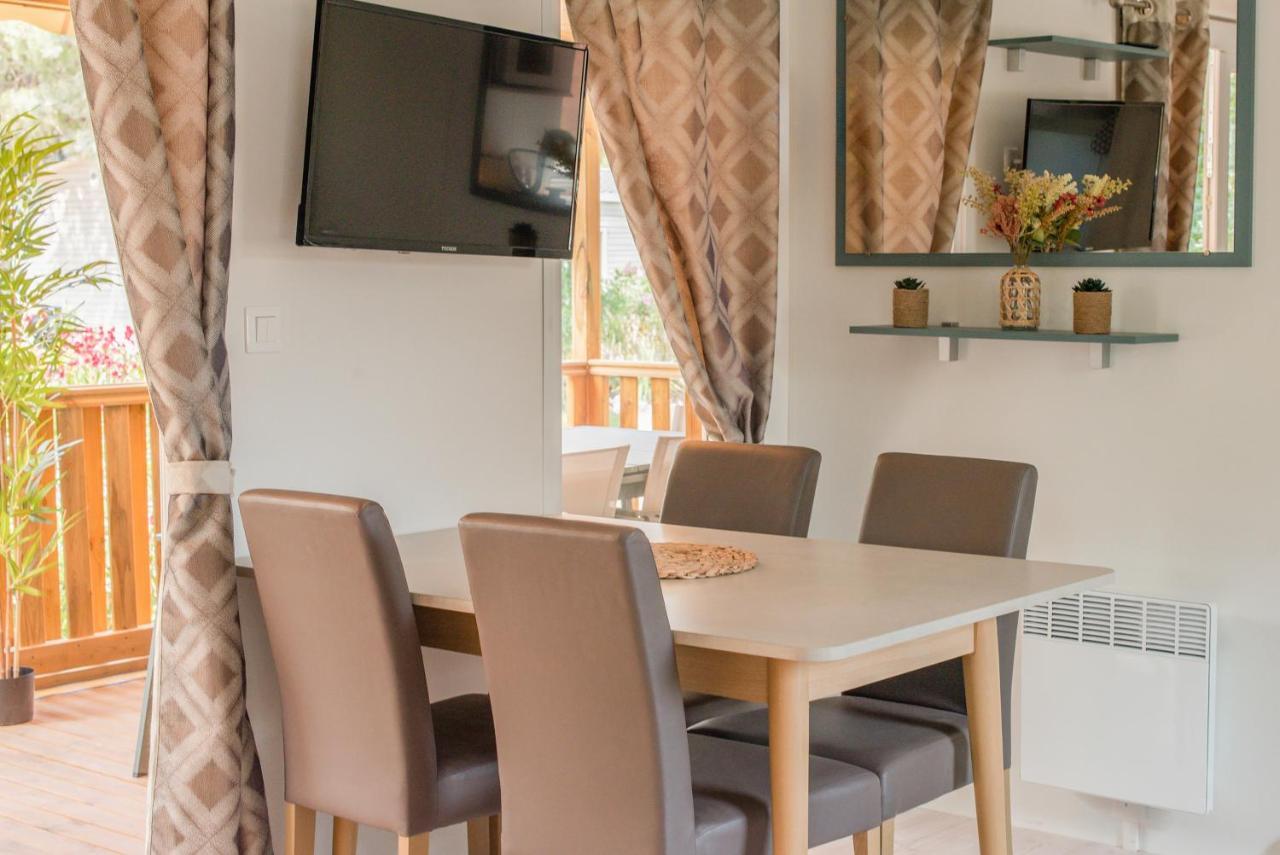 Mobil Home Les Pieds Dans L'Eau Canet Exterior foto